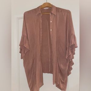 Stylish Flowy button up shirt
